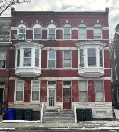 Main picture of 248 S Potomac St