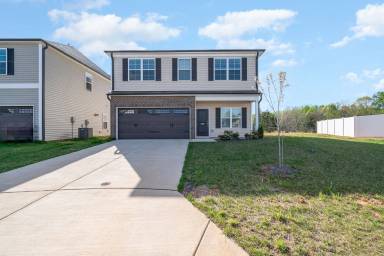Main picture of 638 Cam Cir