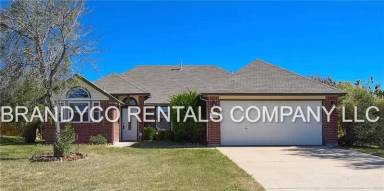Main picture of 609 Hogan Dr