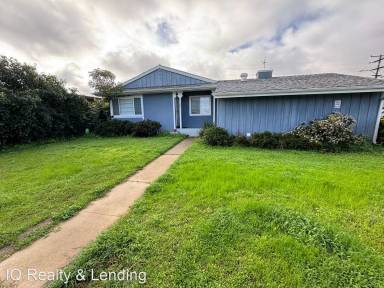 Main picture of 205 Noden St