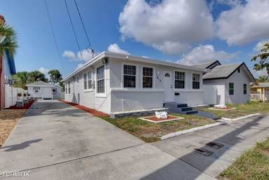 Main picture of 912 8th St