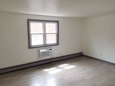 Main picture of 2160 Mineral Spring Ave