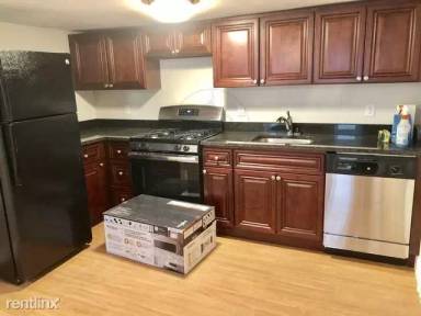 Main picture of 22 Fremont St
