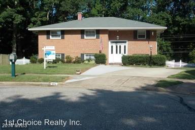 Main picture of 306 Canterbury Ct