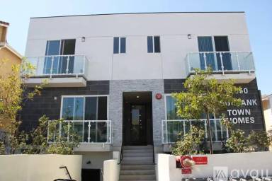 Main picture of 14550 Burbank Blvd