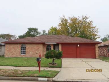 Main picture of 15223 Dunstable Ln