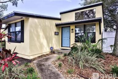 Main picture of 45 Jacaranda Cay Ct