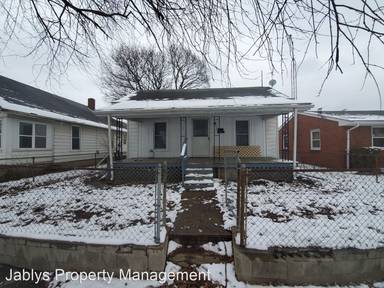 Main picture of 726 W 6th St