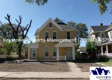 Main picture of 820 W Abriendo Ave