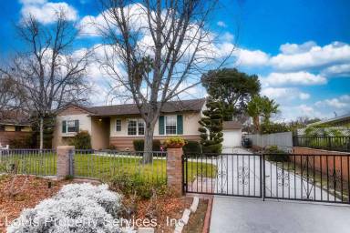 Main picture of 6438 Sultana Ave