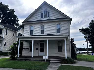 Main picture of 219 N Church St
