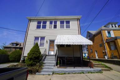 Main picture of 713 16th St