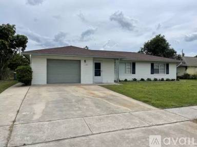 Main picture of 565 Hanover Dr