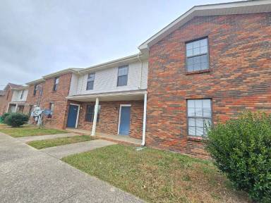 Main picture of 351 Peabody Dr