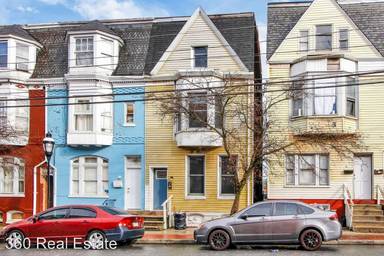 Main picture of 211 S Pine St