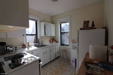 Main picture of 120A Babcock St