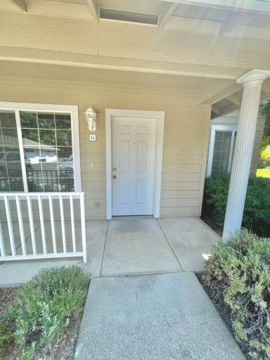 Main picture of 648 Hueners Ln