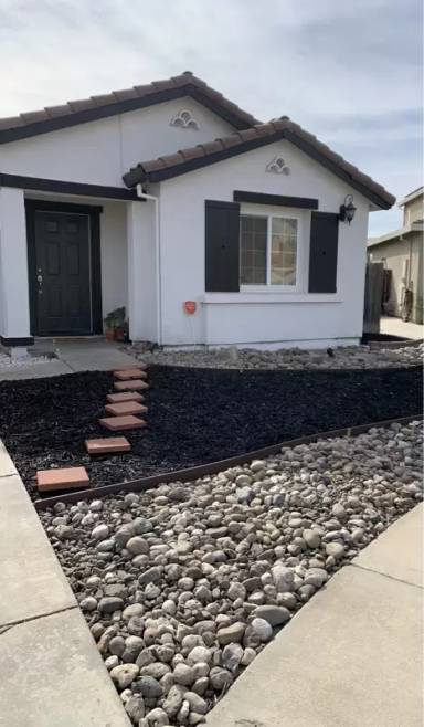 Main picture of 1382 Riverside Ct