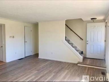 Main picture of 30 Rose Cir