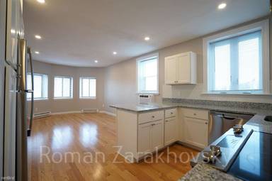 Main picture of 1200 Commonwealth Ave