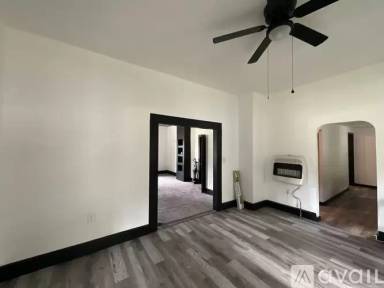 Main picture of 2903 N Ash St