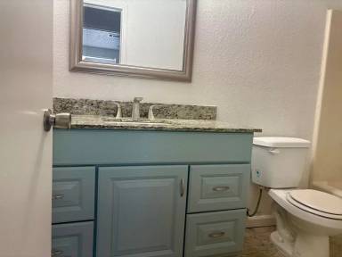 Main picture of 2049 Sierra St