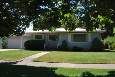 Main picture of 831 N 400 E