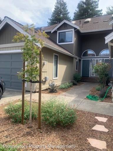 Main picture of 557 Creekside Ln