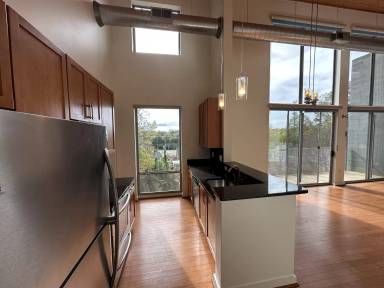 Main picture of 2116 McClintock Rd