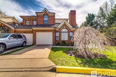 Main picture of 1450 Hampton Hill Cir