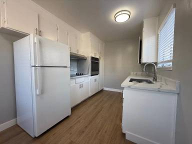 Main picture of 919 Delbert Way