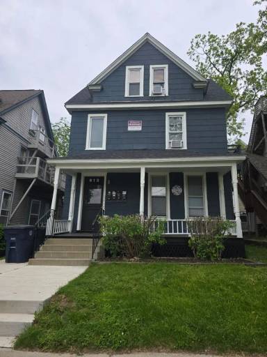 Main picture of 613 Hill St