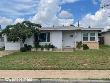 Main picture of 303 San Jacinto St