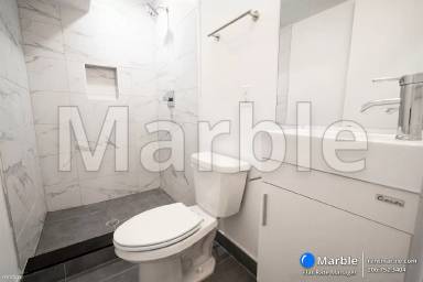 Main picture of 2109 N Franklin St
