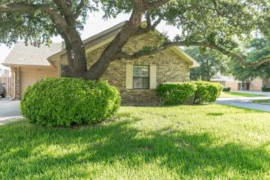 Main picture of 2943 Harbinger Ln