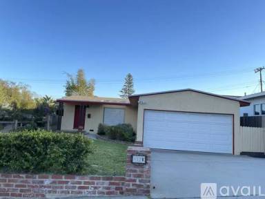 Main picture of 1326 Curtis Ave