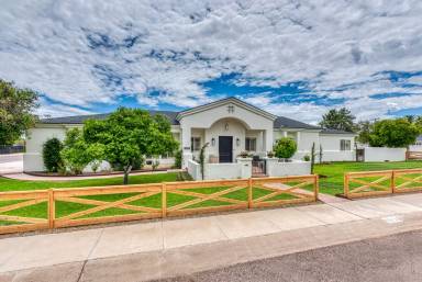 Main picture of 6139 E Calle del Sud