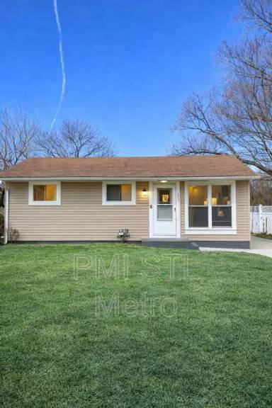 Main picture of 10613 Spring Garden Dr