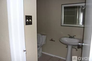 Main picture of 3901 Woodchase Dr