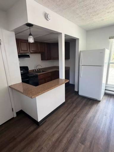 Main picture of 526 Tallmadge Rd