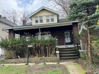 Main picture of 3593 E 135th St
