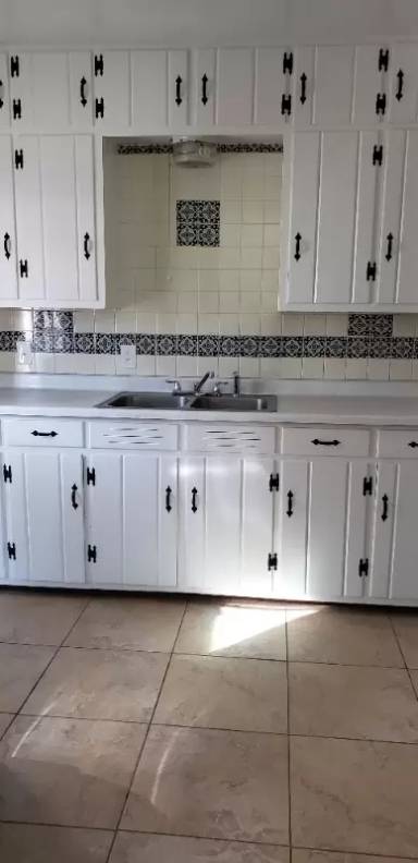 Main picture of 1207 N Palo Verde Blvd
