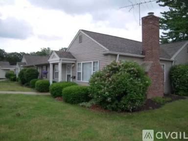 Main picture of 27635 Caroline Cir