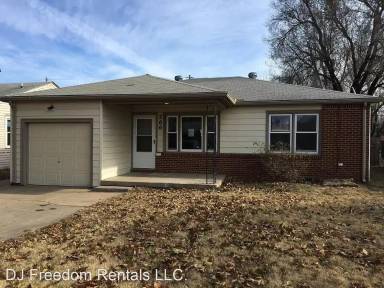 Main picture of 266 N Ward Pkwy