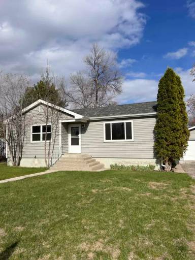 Main picture of 2311 Meadowood St
