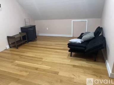 Main picture of 34 Rivulet St