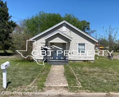 Main picture of 301 Cedar St