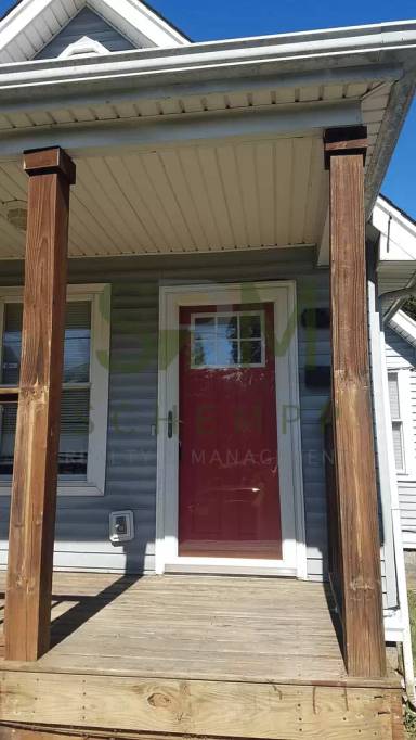 Main picture of 1308 S 26th St