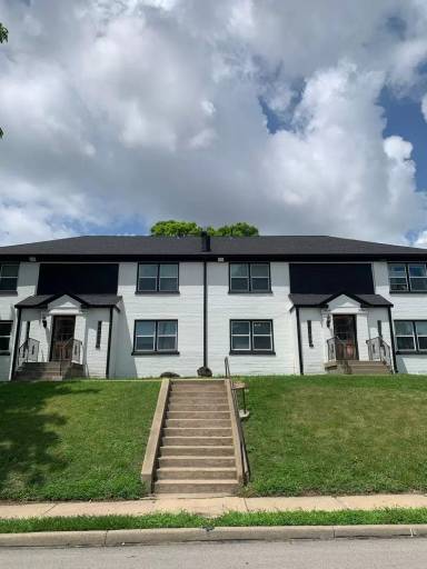 Main picture of 3806 Washington St