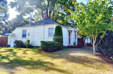 Main picture of 7036 N Wall Ave